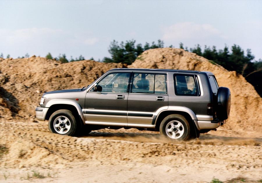  Opel Monterey 3.5 V6 Limited 1998 года  (фото 31 из 36)